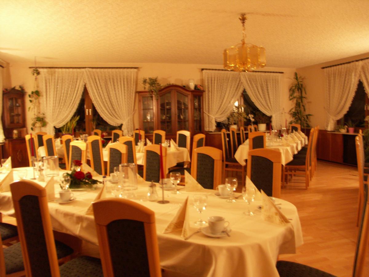 Waldpension Zum Felsenkeller Lichtenfels-Sachsenberg Εξωτερικό φωτογραφία